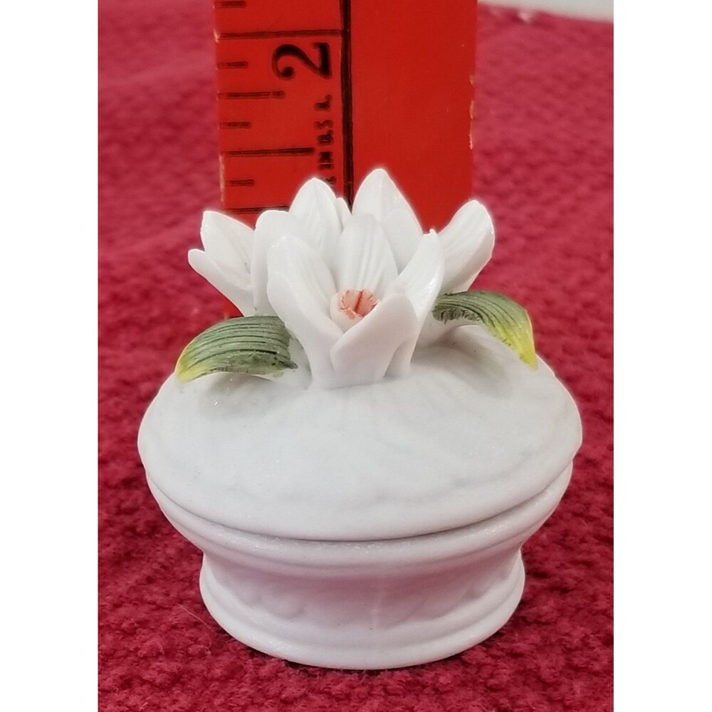 Victorian Trading Co Mini Floral Lidded Porcelain Bisque Vanity Trinket Box